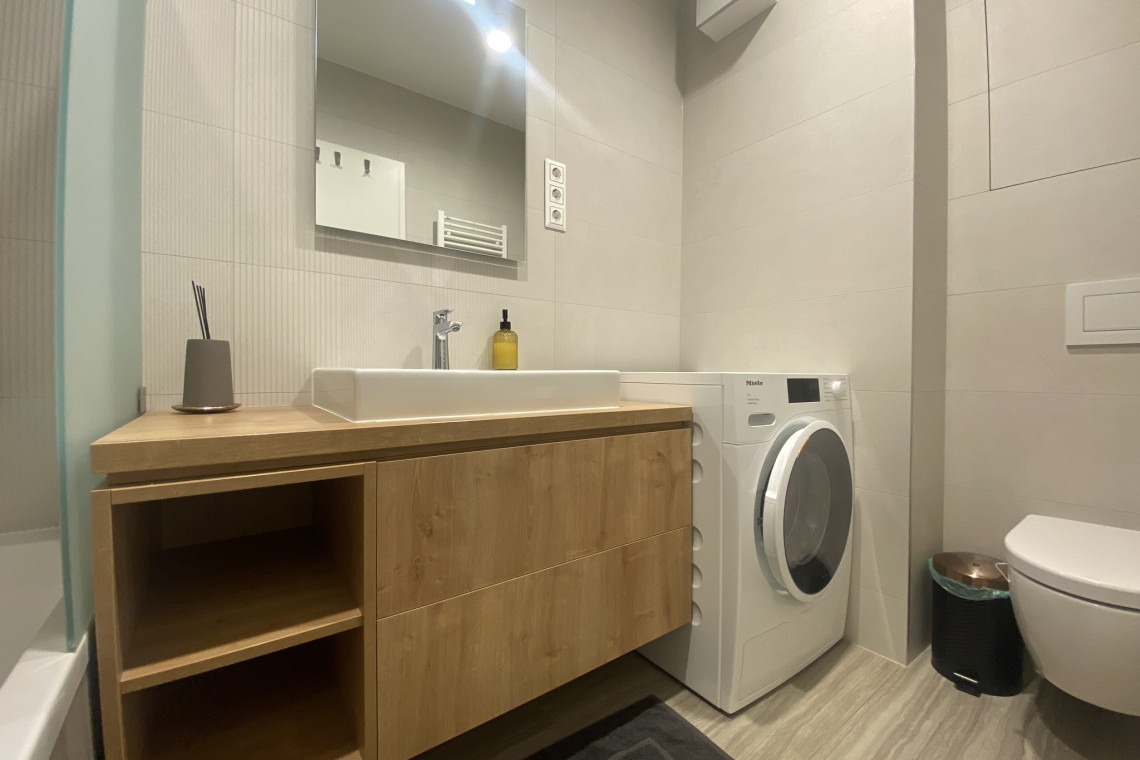 ds_617864_1964fc0af5d0934096816728bc49b7fc