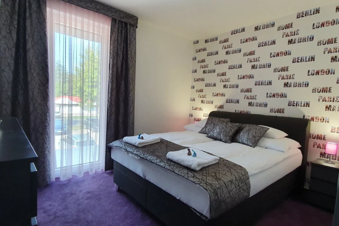 ds_617886_023d8cfd5a354d972a0094603bbbf793