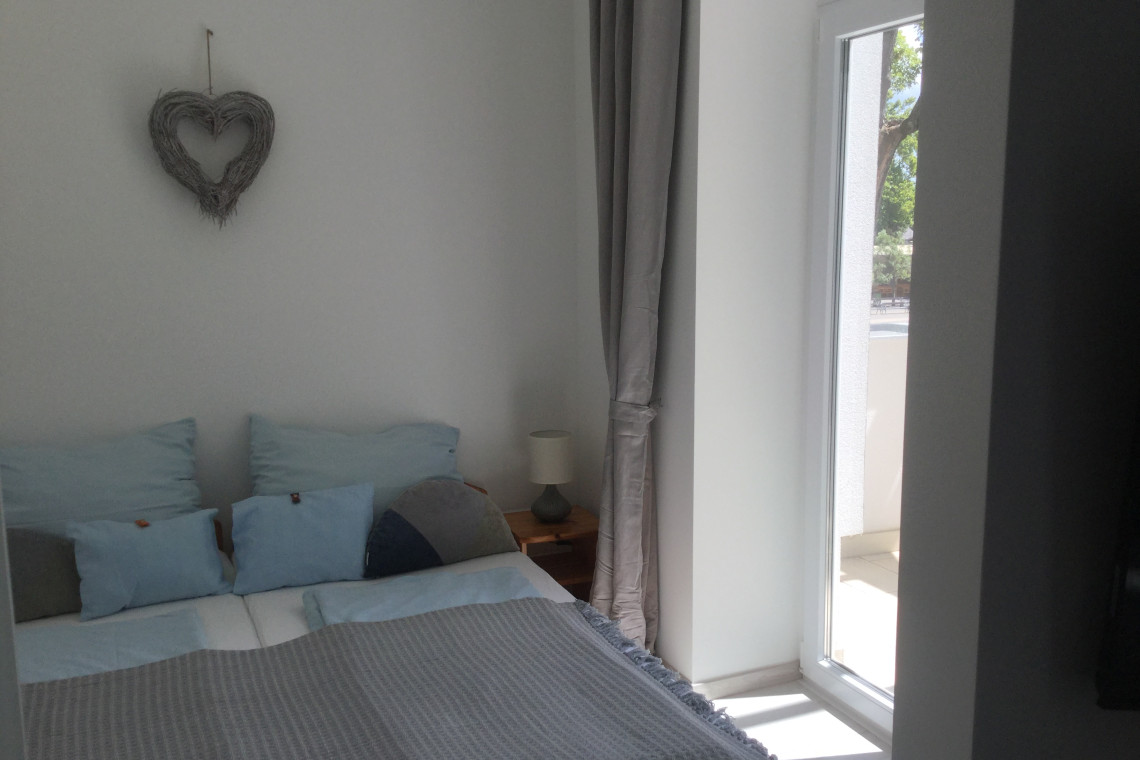 ds_617895_fc3736c73675a5db46180cc7809f8b89